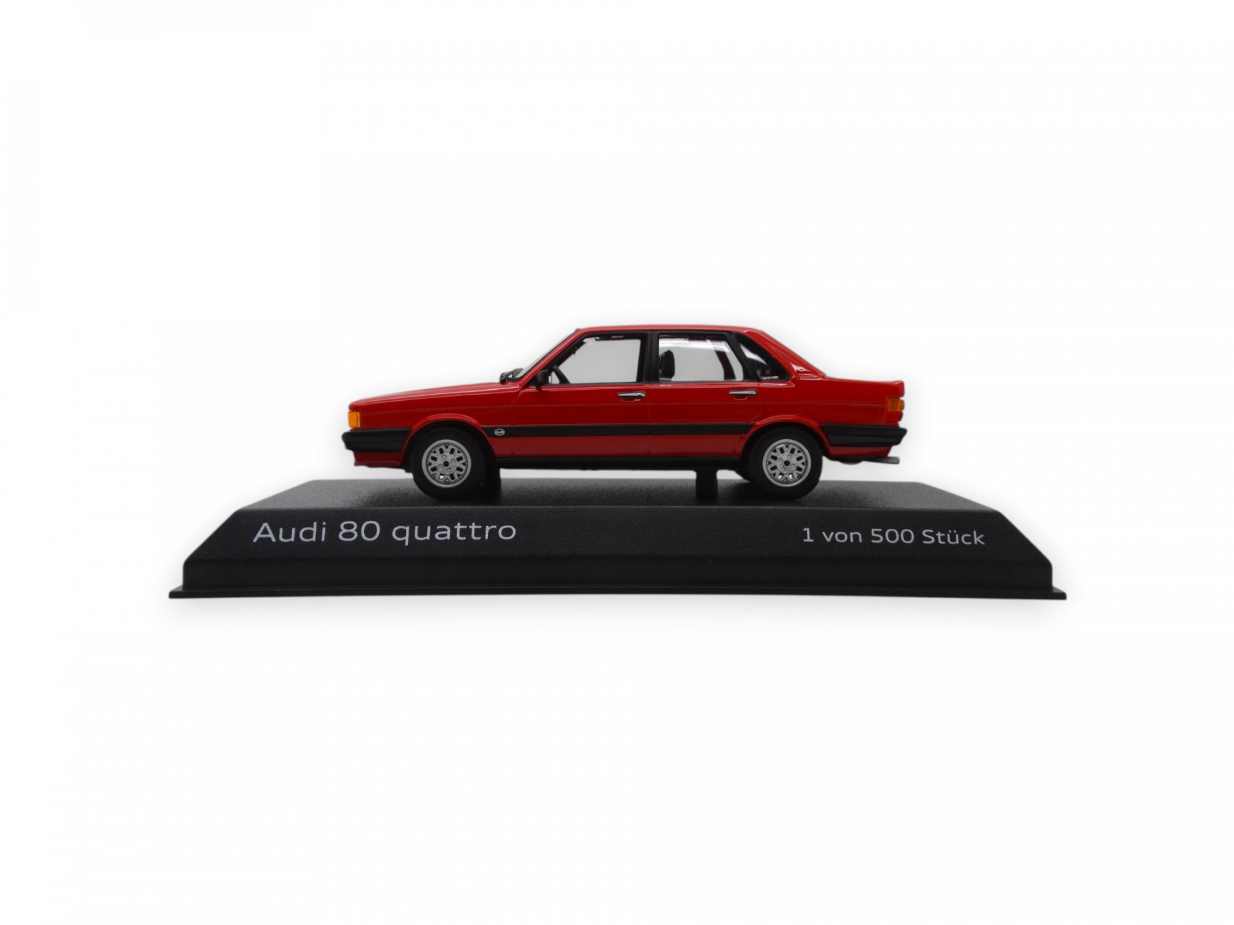 Audi 80 quattro Limousine Modellauto Miniatur 1:43 Rot