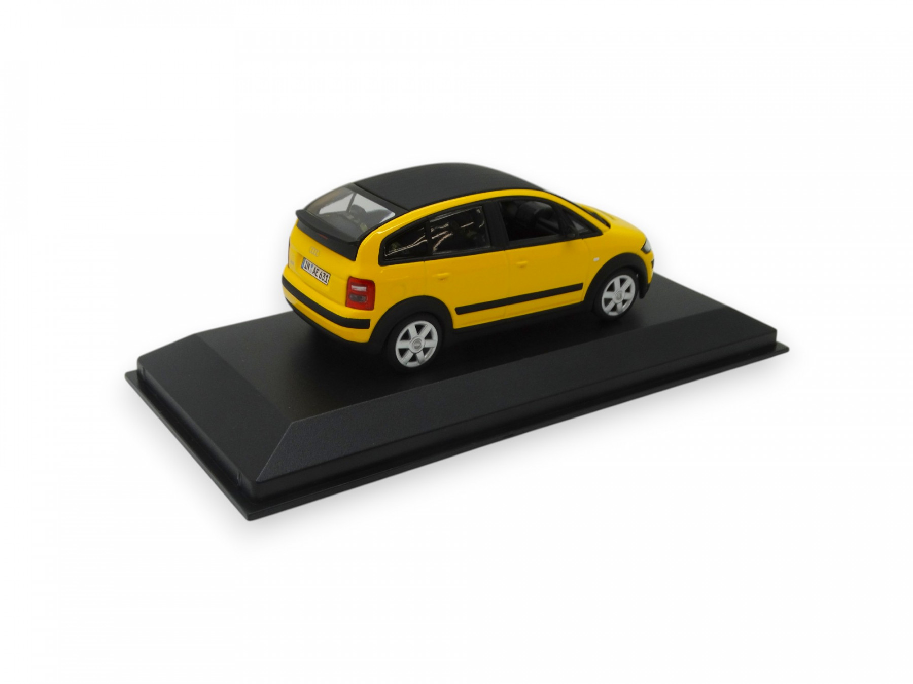 Audi A2 Modellauto Miniatur 1:43 Imolagelb