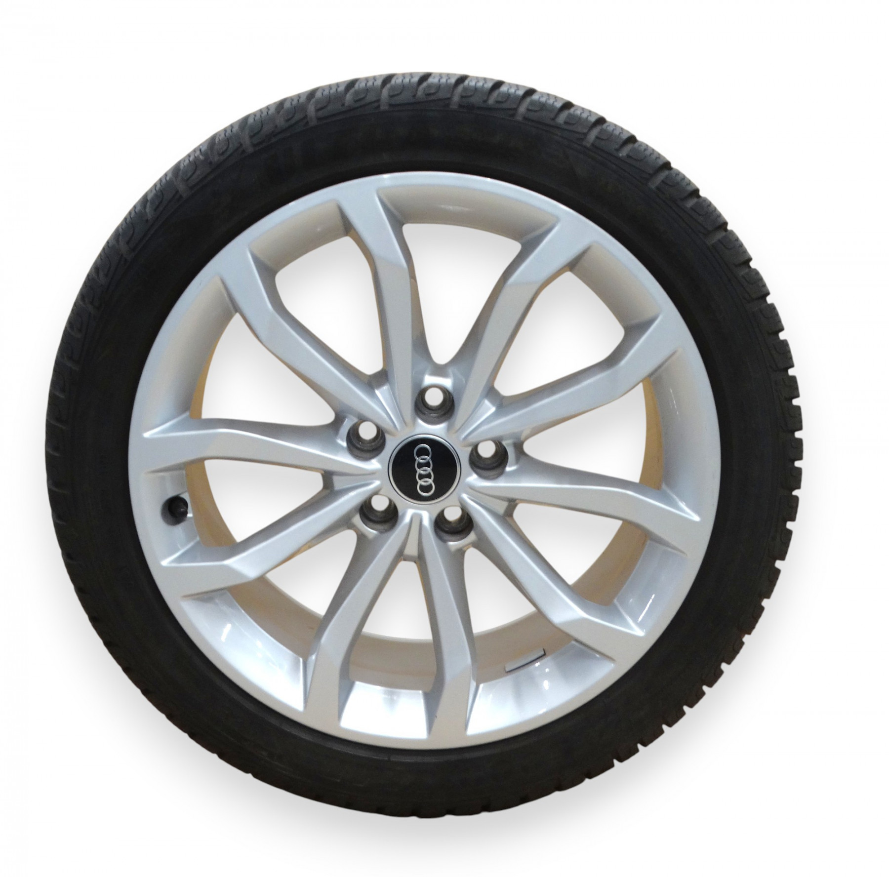 Original Audi A4 8W Winterkompletträder Winterräder 17 Zoll
