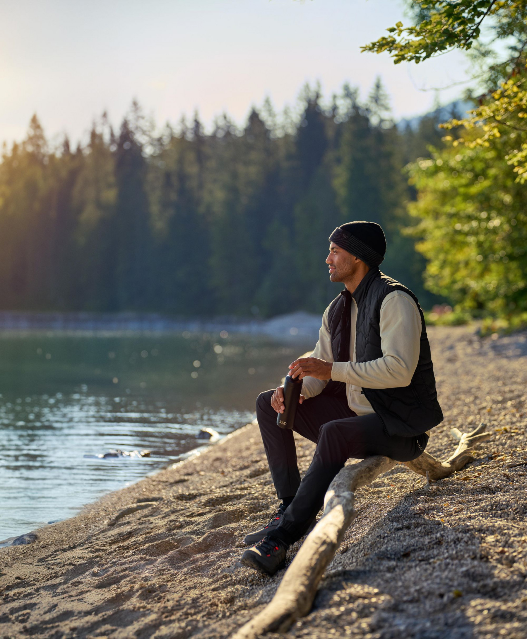 Audi Wende-Strickmütze Mütze Wintermütze Beanie schwarz grau 3132402100