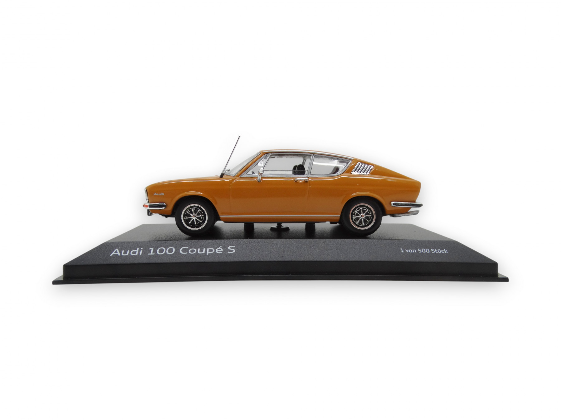 Audi 100 Coupé S Modellauto Miniatur 1:43 Tibetorange