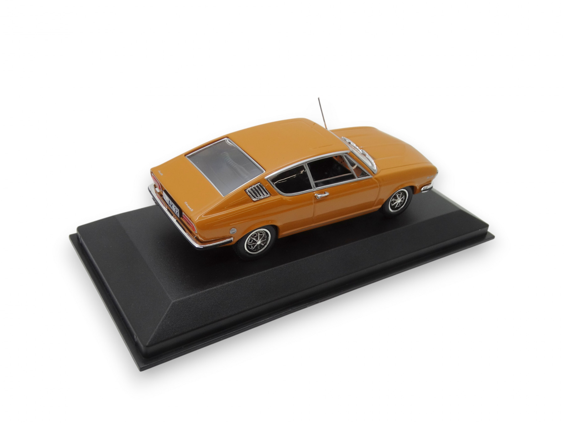Audi 100 Coupé S Modellauto Miniatur 1:43 Tibetorange