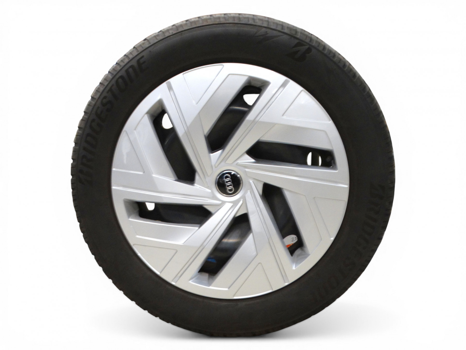 Original Audi Q4 FZ Winterkompletträder Winterräder Satz 19 Zoll