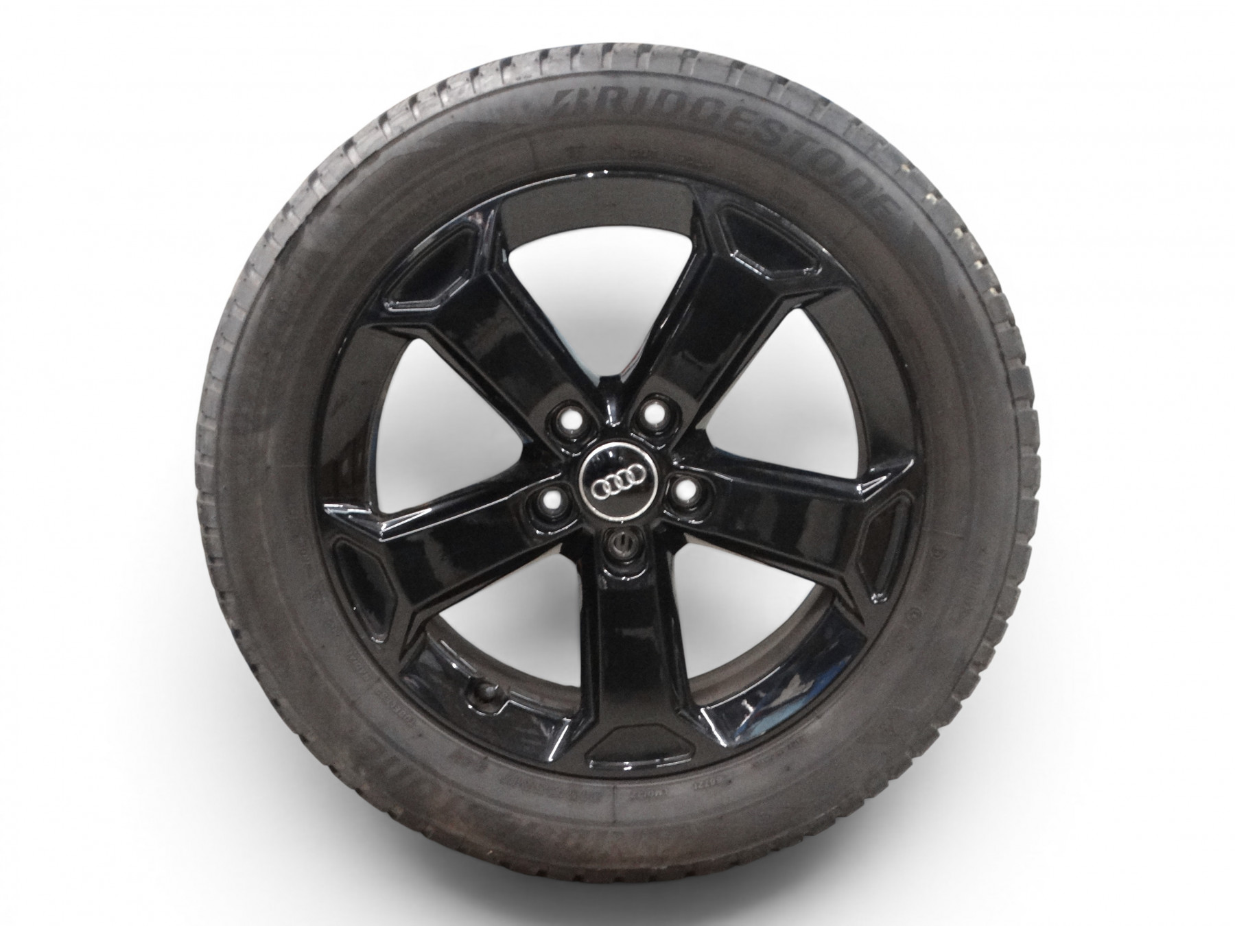 Original Audi Q2 GA Winterkompletträder Winterräder Satz 17 Zoll