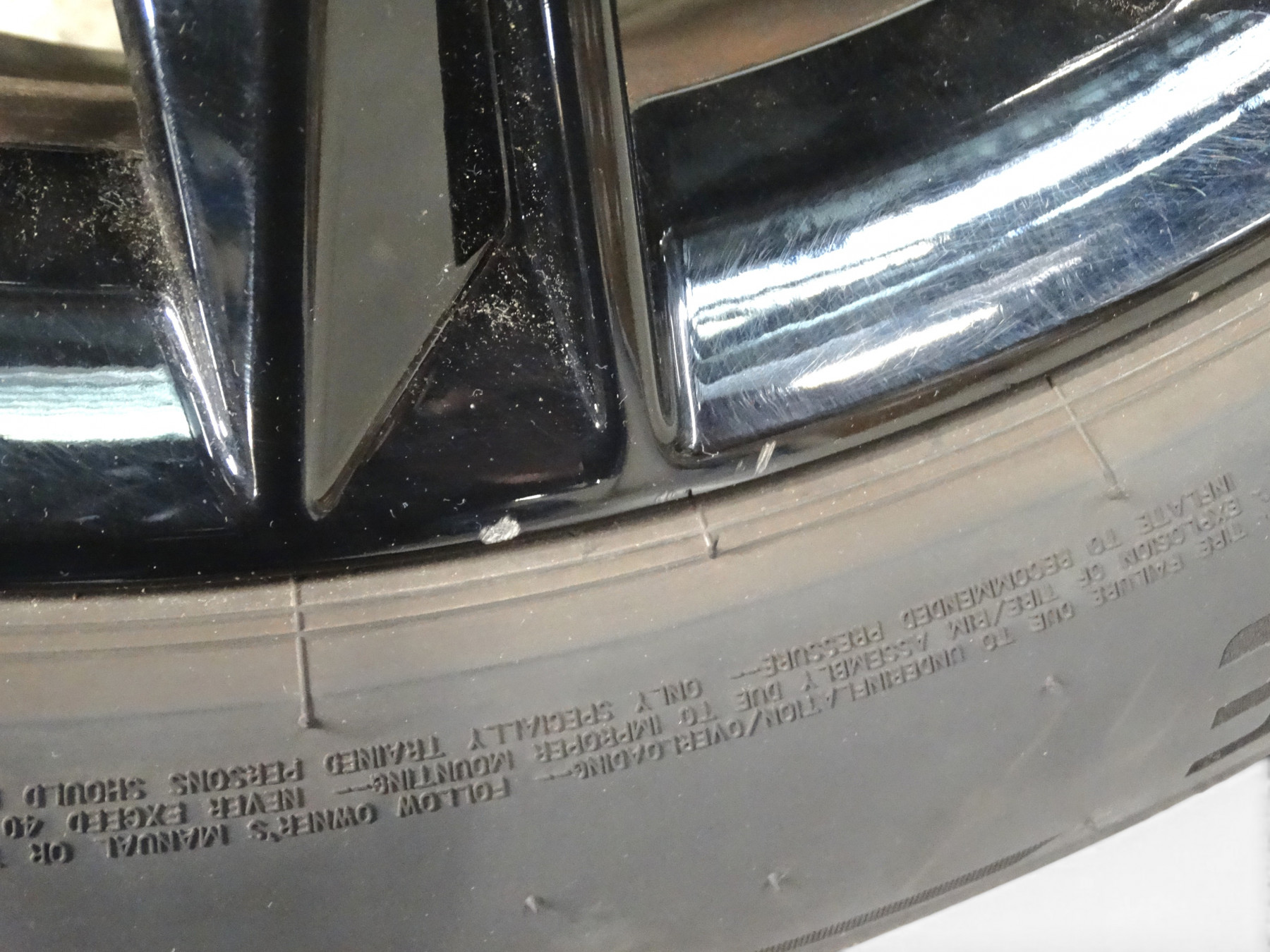 Original Audi Q4 FZ Winterkompletträder Winterräder Satz 19 Zoll