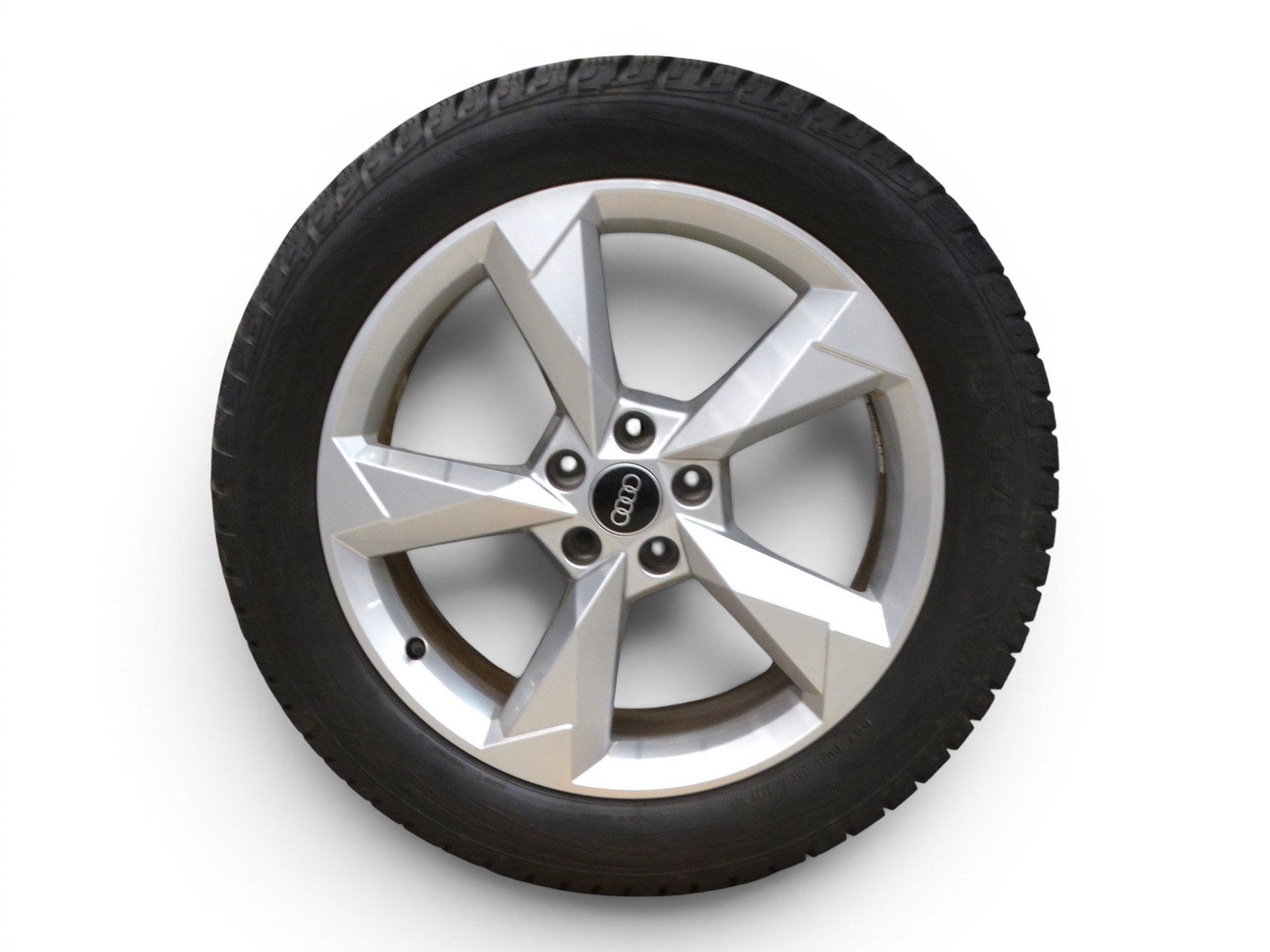 Original Audi Q3 F3 Winterkompletträder Winterräder Satz 19 Zoll