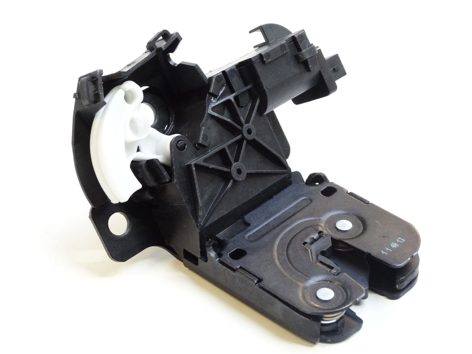 Capuchon De Protection Pour Phare Avant Gauche Audi A6 4F (2005-2011) - Référence 4F0941159 - En Plastique Noir