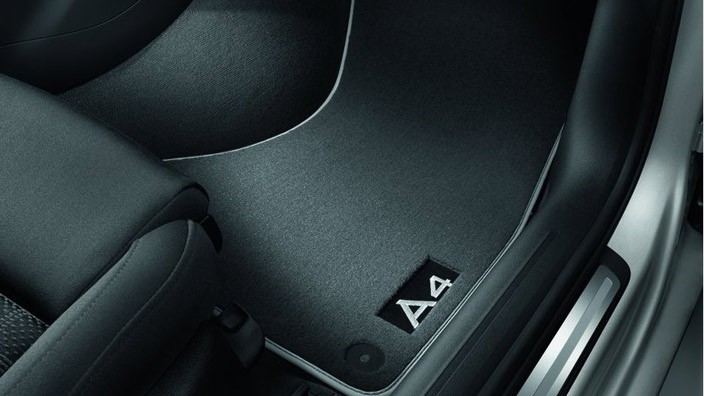 Original Audi A4 8K Stoffmatten Textilfußmatten Velours vorne