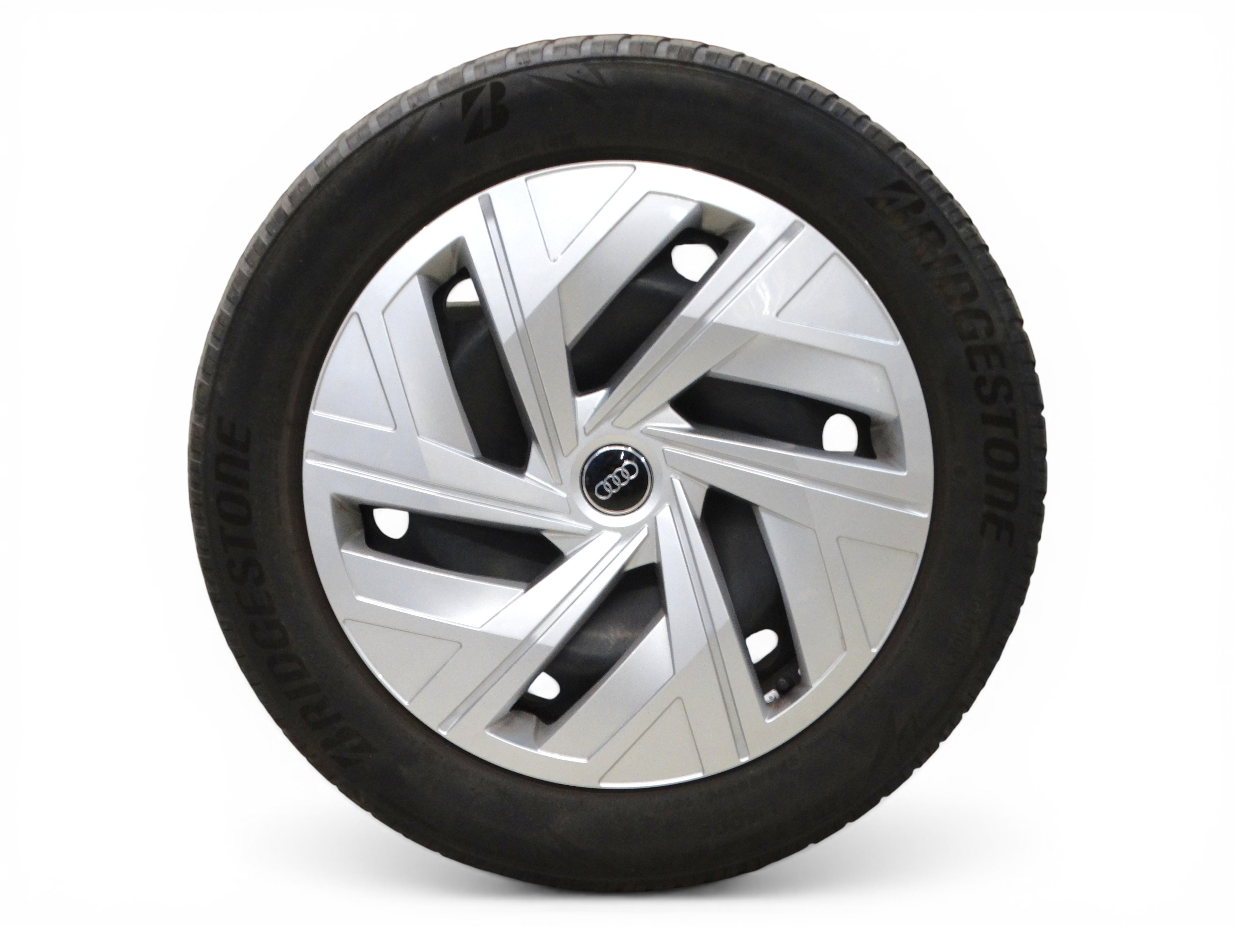 Original Audi Q4 FZ Winterkompletträder Winterräder Satz 19 Zoll