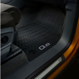 Original Audi Q8 4M Gummifußmatten Gummimatten Fußmatten vorne