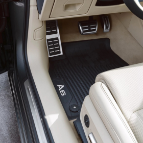 Original Audi A6 4K C8 Gummimatten Gummifußmatten Set vorne + hinten schwarz