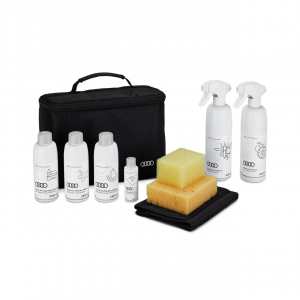 Original Audi Pflegemittel-Tasche Sommer Set Pflegeset 9-teilig 4L0096353C